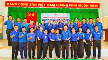 💚💚GIỒNG TRÔM: TỔ CHỨC SINH HOẠT CÂU LẠC BỘ LÝ LUẬN TRẺ QUÝ I NĂM 2025💚💚